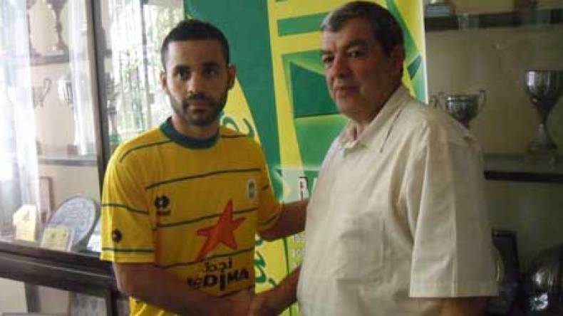 حناشي: مقداد آخر المستقدمين وحاج عدلان مديرا رياضيا