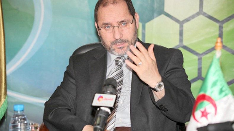 ترسيم ينّاير مكسب للنضال من أجل الهوية الأمازيغية