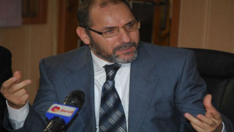 مقري يدعو لتقسيم إداري يحمل ثقافة الدولة الحقيقية