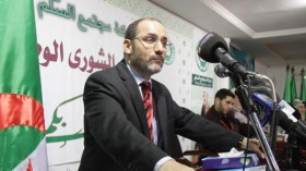 مقري يرحب بقطب بن فليس السياسي