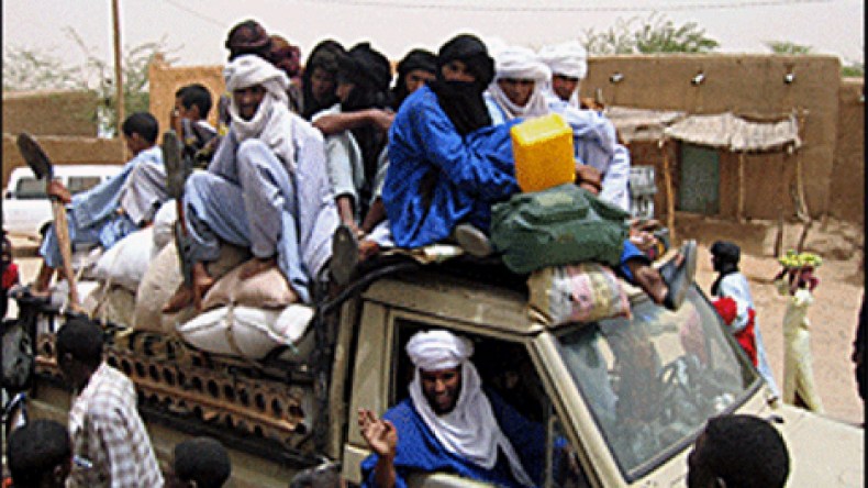 مئات اللاجئين الماليين يصلون إلى موريتانيا