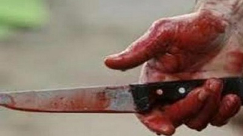 ثلاثة مصريين يذبحون شقيقتهم “الراقصة”