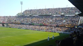 مجهولون يضرمون النيران في مقاعد ملعب مونبلييه