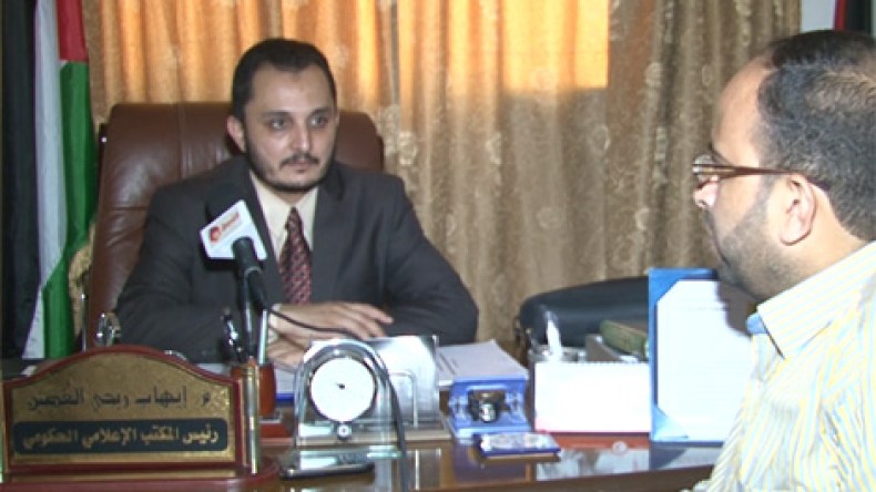 “كنا نقدم الطعام للجنود المصريين والآن يهددوننا بالقتل”