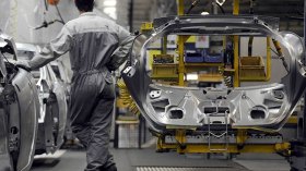 مصانع السيارات التهمت 1700 مليار خلال لإستيراد العجلات فقط!