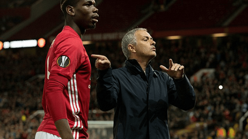 جوزي مورينيو يدافع عن بوغبا