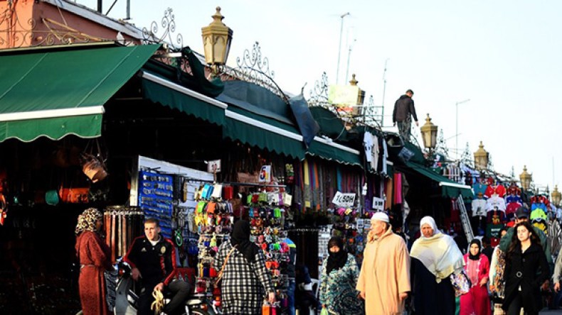 تتويج الجزائر لا يزعجنا وسنشجعكم في “الكان”