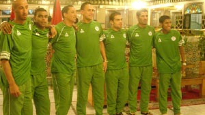 الجزائريون يترقبون ملحمة أخرى بالمغرب