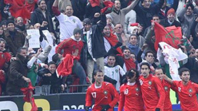 المغاربة يشجّعون الخضر ويدعون لهم بالفوز