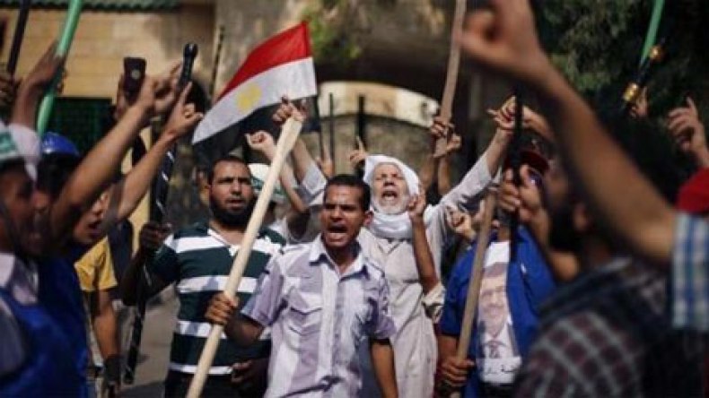 مقتل خمسة بمصر في يوم احتجاجات حاشدة على عزل مرسي