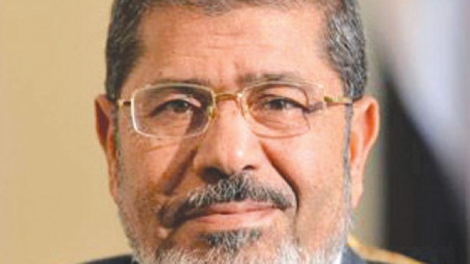 محام رفع دعوى ضد “السيسي” لإجباره على الترشح ونساء سمّين مواليدهن باسمه
