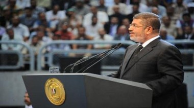 Egypte: Morsi appelle au dialogue face à la montée des tensions