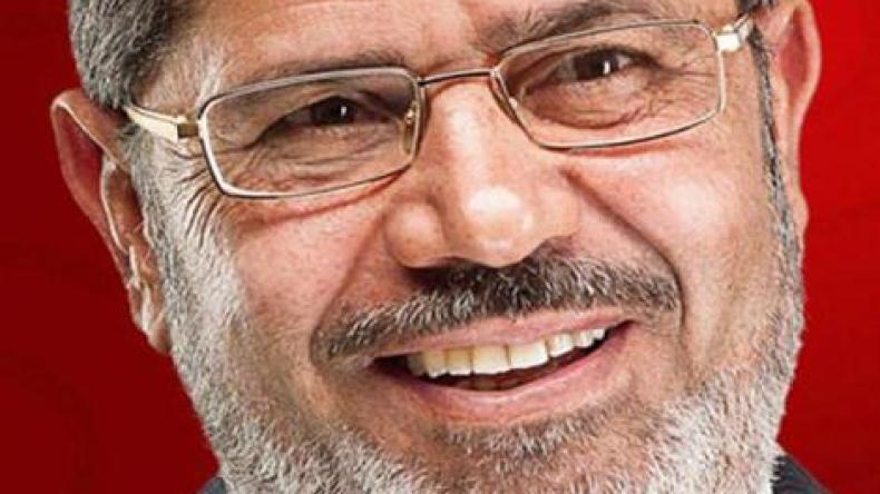 محاكمة الرئيس المصري المعزول محمد مرسي في 04 نوفمبر