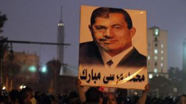 Manifestations rivales en Égypte après les pouvoirs élargis du Président