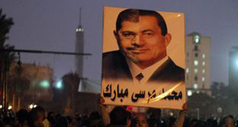 Manifestations rivales en Égypte après les pouvoirs élargis du Président