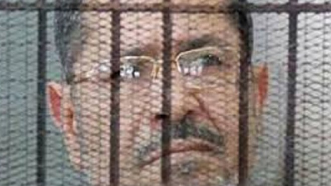 تأجيل محاكمة مرسي إلى الاثنين المقبل والدفاع يطلب التحقيق في واقعة التنصت