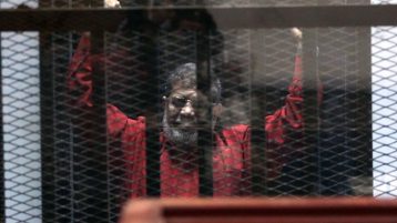 “العدماء” يعدمون العظماء!