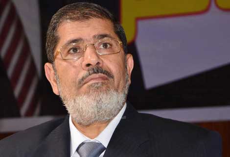 Égypte : Morsi nomme un vice-président, met Tantaoui à la retraite