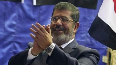 Égypte: le Frère musulman Mohamed Morsi élu président