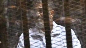 استئناف محاكمة مرسي وقيادات التحالف في “أحداث الاتحادية”