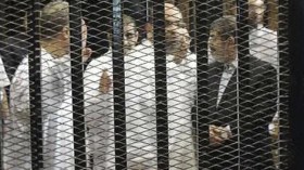 تأجيل محاكمة مرسي و14 من قيادات الإخوان إلى 1 مارس المقبل