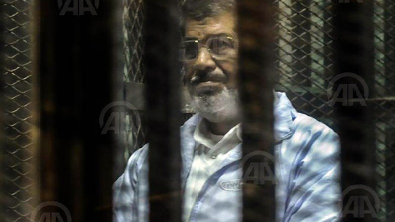 النيابة المصرية ترفض السماح بزيارة مرسي ومعرفة مكانه