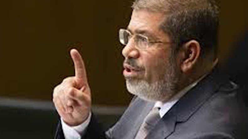 مرسي: “ما حدث في 3 يوليو خيانة وانقلاب على الشرعية”