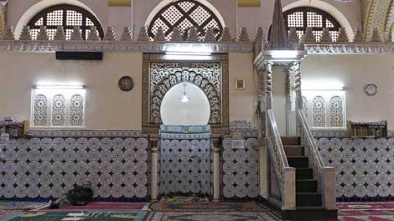 وفاة إمام بسكتة قلبية في ختام صلاة الصبح بباتنة