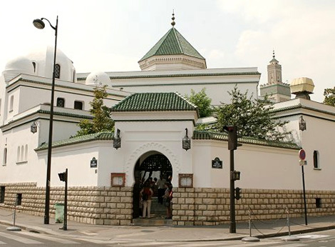 La Mosquée de Paris met  fin à l'influence du Makhzen marocain sur le Conseil religieux français