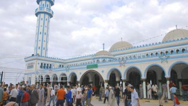 إجراءات استثنائية لتأمين التراويح في رمضان والمقابلات الرياضية تحت حماية أمنية مشددة