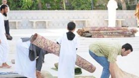 أئمة يطلبون الترخيص لأداء صلاة العيد بالساحات العامة والملاعب