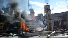 استئصاليون  يحرقون  ويدمرون  مسجدا  بتيزي  وزو