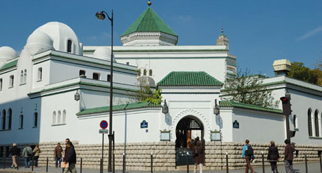 Des insultes anti-Islam taguées sur la Grande Mosquée de Paris