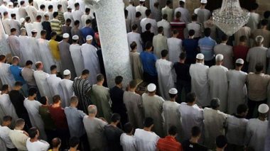 Les citoyens extrémistes et ceux qui ont des antécédents interdits d’accomplir l'I'tikaf