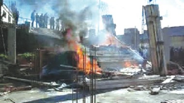 Des éradicateurs détruisent et brûlent une mosquée à Tizi-Ouzou