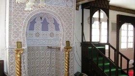 إمام يتغيب ويحرم مئات المصلين من الجمعة بتبسة