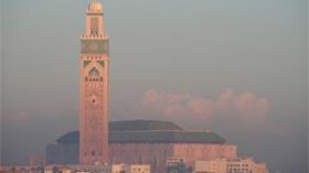 ألفا متظاهر ضد معاداة الإسلام في سويسرا