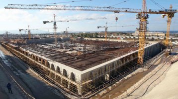 حينما يتطاول الصِّغار على المسجد الأعظم