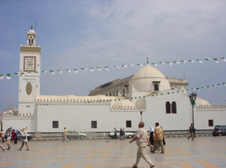 Le ministère de la justice publie des guides de prêche, dans les prisons, pour les imams