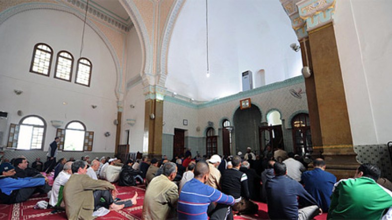 أئمة: لن يصلح أمر الأمة بانتخابات مزورة