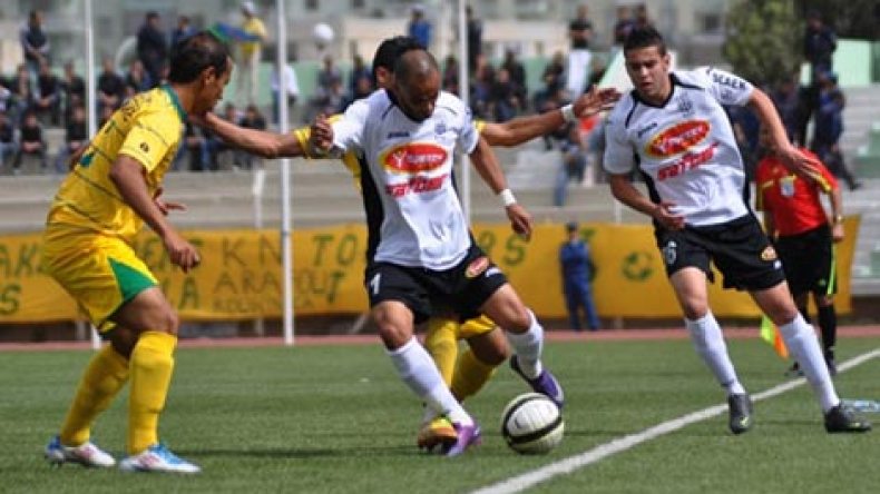 ملعب مستغانم ميدانا لمباراة سعيدة وسطيف