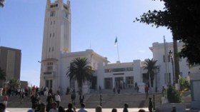 سكان مستغانم يثورون بعد إهانة معلم تاريخي