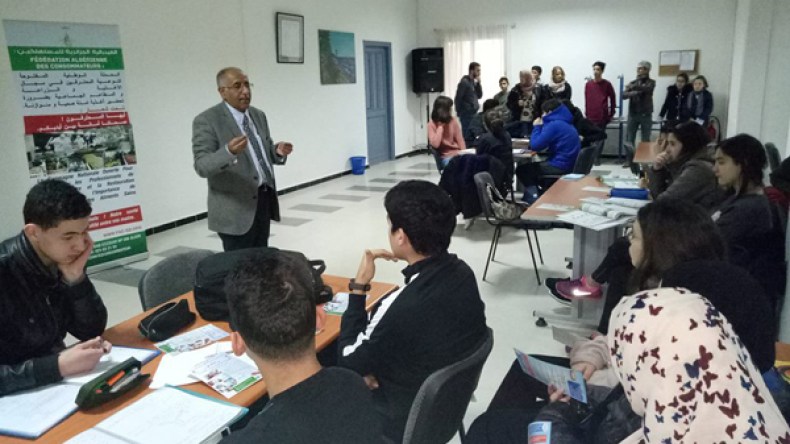 الفيدرالية الجزائرية للمستهلكين تدعو معدي الغذاء إلى التقيّد بشروط النظافة