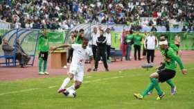 “سوسطارة” قد تواصل المغامرة العربية والمولودية تلعب كأس “الكاف”