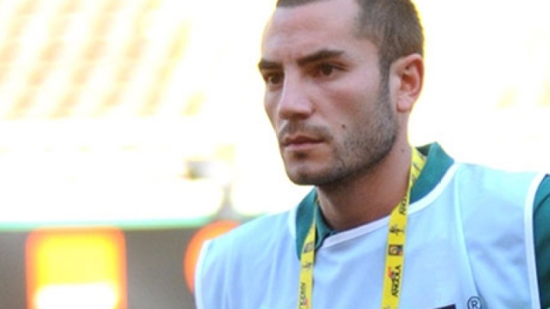 مغني يأمل في استعادة مستواه الفني