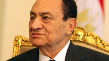 Égypte: détention prolongée de 15 jours pour Moubarak