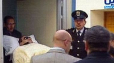 Pas de preuve que Moubarak a ordonné de tirer sur la foule, selon sa défense