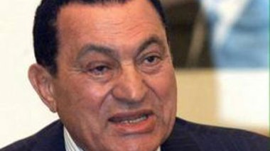 Égypte: Hosni Moubarak devrait comparaître devant un tribunal du Caire