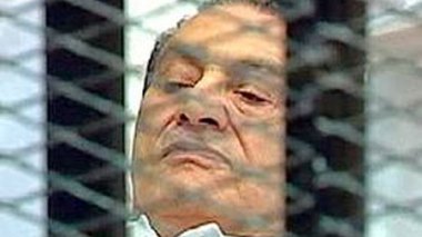 Le monde arabe captivé par le procès de l'ex-président égyptien Moubarak