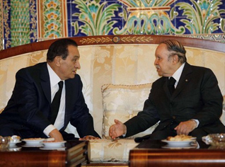 Mubarek asks help from Algeria after Egypt exclusion from $286 billion projects